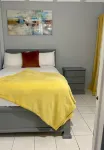 La Petite Maison Hotel a 