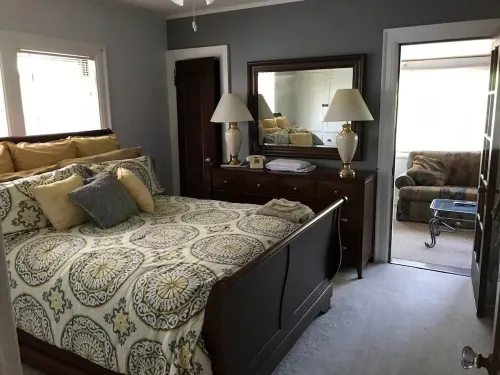 5 BR Bethesda House 5 Beds