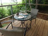Cozy, modern jungle cabin with beautiful sea view