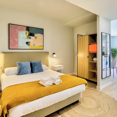 Apartamentos Olivia by gaiarooms Hotels near Fever