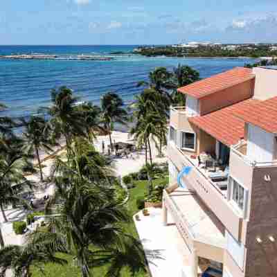PRIME Location, Gorgeous Sweeping Views, PH right on the Beach, Villas del Mar 1 Hotel Exterior