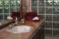 Villas Casa Loma - Suite 203 : Tropical Villa with Pool and Spectacular Views