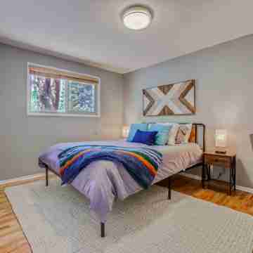 Bend Ski Retreat ~ Hot Tub, Movie Room & Winter Fun Near Mt. Bachelor Rooms