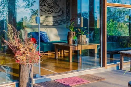 I WANT TO DELETE THIS AD, (not available)