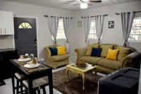 Beautifully Spacious 1BDR/ FREE PARKING