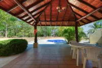 Heaven On Earth! Perfect Get-Away! Gorgeous Beach. Pool. Couples &/or Families.