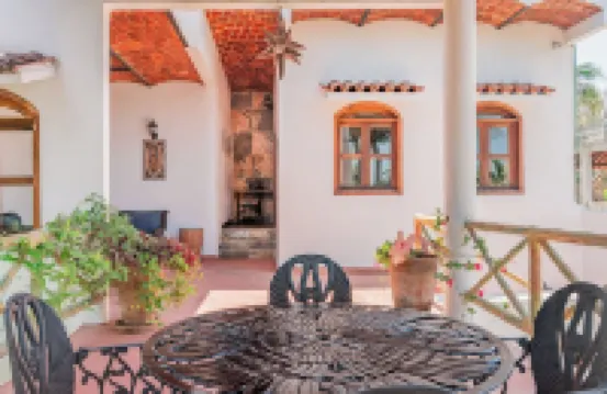 Casa Lupita so close to downtown and walking distance to the beach