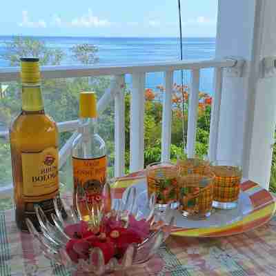 Charming villa with sea view Dining/Meeting Rooms