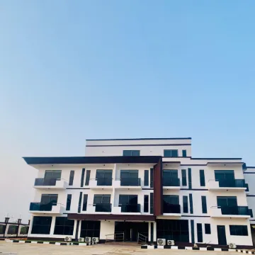 Slavan Suites & Apartments