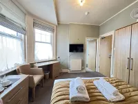 SmartsWay Hotel & Wellness