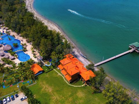La Ensenada Beach Resort - All Inclusive