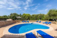 Villa 5 Schlafzimmer, Priv. Pool, Strand- und Zentrumsnah - Homestays