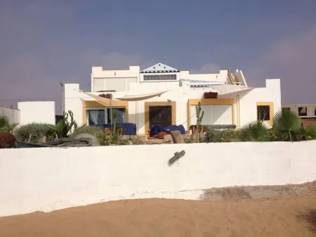 SUPER VACATION OFFER 1200€ PER WEEK