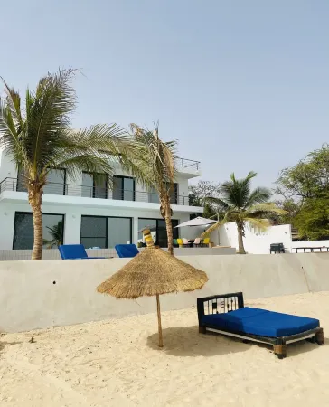 Seaside villa with pool Отели в г. Ngaparou