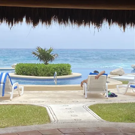 Oceanfront Penthouse -4300 Sq Ft, 2 Level -Mi Casa Del Mar