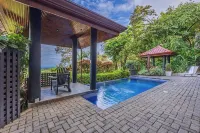 Exotica-All Suite House & Killer Views. On-site Staff-Gated Community-Paved Road