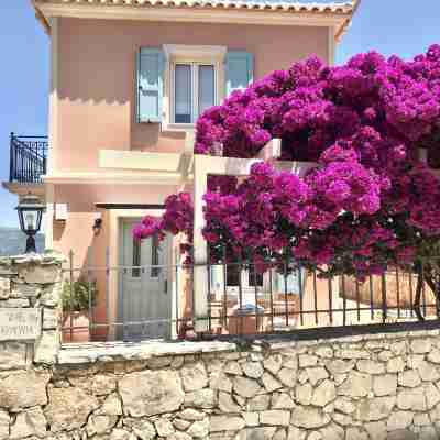 Armonia Villa, Stunning views, private pool, peaceful location, sleeps 2-7 Hotel Exterior
