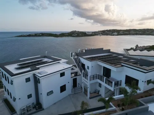 Casa De Petrus-All Three Villas with Basketball & Pickleball Court