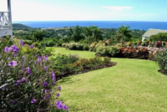 Charming Nevis Cottage with pool and ocean view on grounds of Hermitage Inn Hotels in 