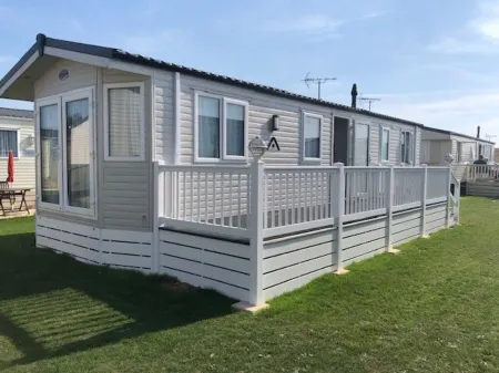Luxury 2 Bed Platinum Plus Mobile Home, WHITSTABLE Отели в г. Уайтстейбл