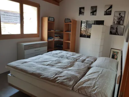 As good as new 3 ½ room apartment in Zillis / Andeer Отели в г. Хинтеррайн