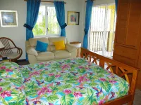 SUMMER SALE Stunning 3 Bed Child Friendly Villa, Private Pool. St James, Hotels in Prospect