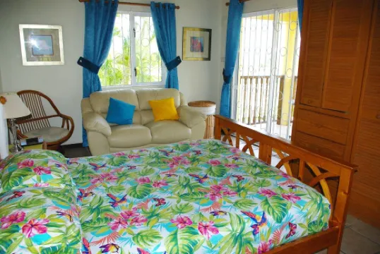 SUMMER SALE Stunning 3 Bed Child Friendly Villa, Private Pool. St James,