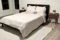 Luxury 2 Bedroom Apartment in Heart of Quincy - 3-Star