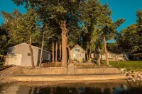Picturesque Door County Waterfront Cottage!  Swim, Play, Relax...Have It All!