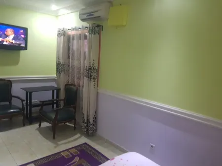 Studio 2 Residence Kuwait Citybonamoussadi) bangué