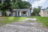 Longterm Tigertown Retreat in Lakeland New Orlando and Tampa Hotels near Gibsonia Flowers