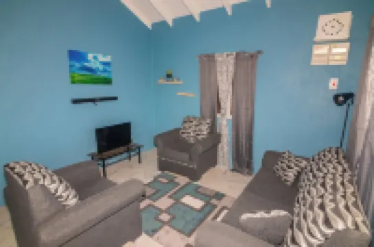 Tao's Cozy Cottage! Piton View