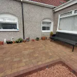 OLD SMIDDY APARTMENT, BALLOCH, LOCH LOMOND SLEEPS 3 IN FAMILY ROOM Hotels in 
