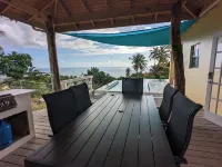 Luxury boutique villa for eternal romantics, amazing views, fantastic pool  호텔