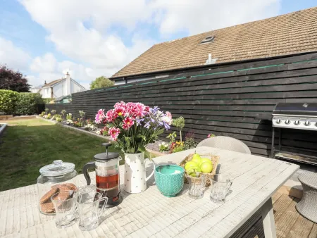 Dolwyn Отели рядом с достопримечательностью «Llanfairpwllgwyngyll»