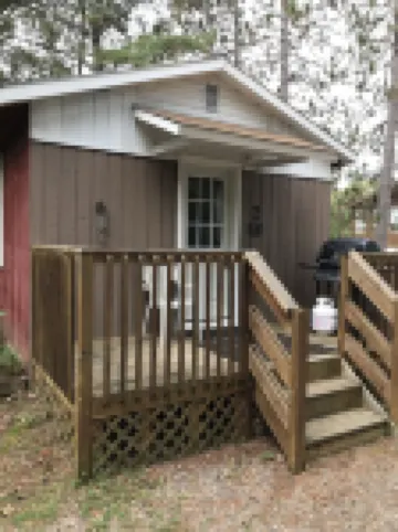 Hush Lodge & Cottages