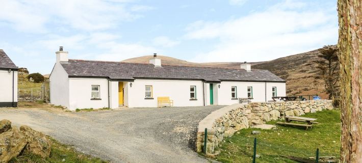 Pat White's Cottage Отели в г. Ньюри