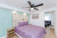 River City Hideaway 1 Bedroom Cottage Hotels in Mesa County