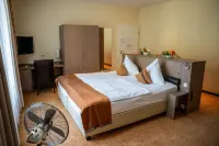 Am Schlosspark Hotels in Guntersblum