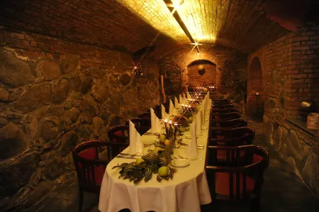 Weinhaus Wöhler Отели в г. Кривиц