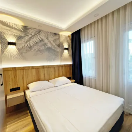 Kemer Sunrise Suit