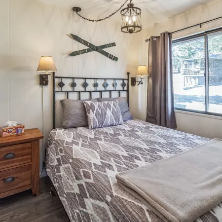 Cozy Cabin Retreat With Scenic Views 2 Bedroom Cabin Hotele w: Apache County