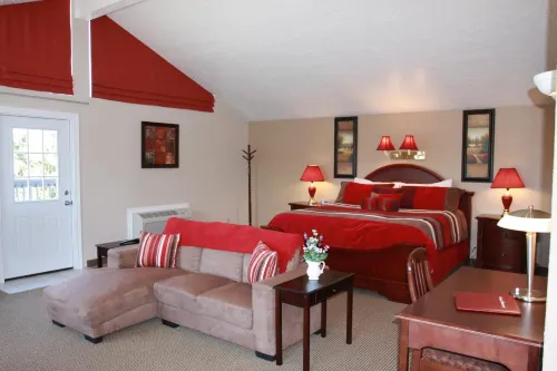 Western Royal Inn Hotels in Tillamook