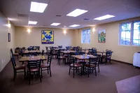 Hotel Floyd Hotels in Smith River
