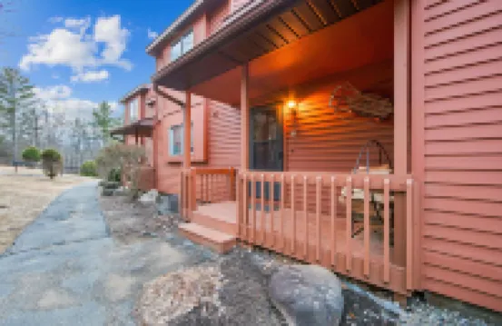 Hudson 76i - A Stylish Mountain Retreat 2 Bedroom Townhouse by The Summit at Gore Mountain