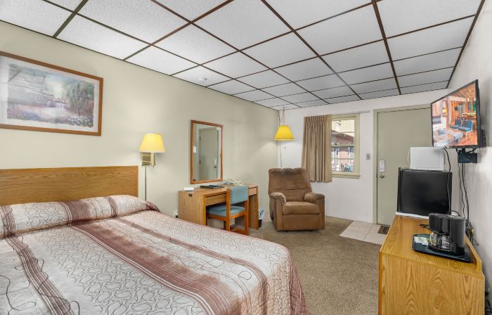 Pine View Inn
