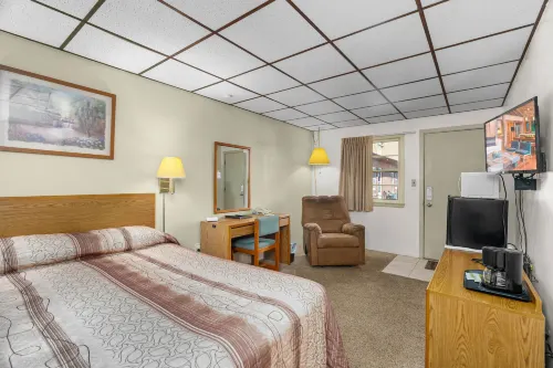 Pine View Inn - Motel