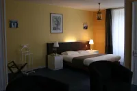 Logis Hôtel le Tronçais Hôtels à : Ygrande