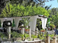 Les Terrasses de l'Aven Hotel di Vagnas