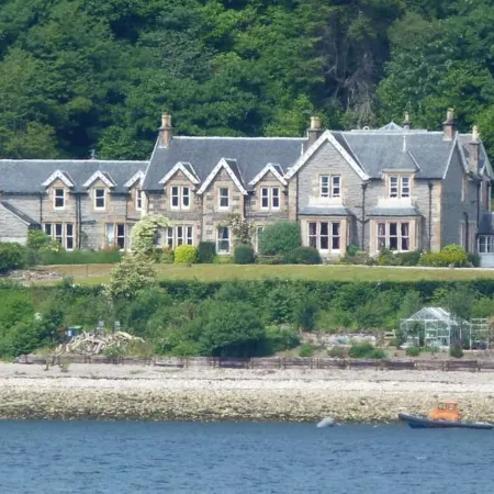 Creag Mhor Lodge